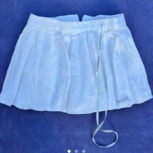 My mum made it MMMI pleated skort in white